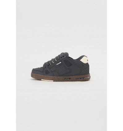 GLOBE sabre lead/gum split sneaker unisex